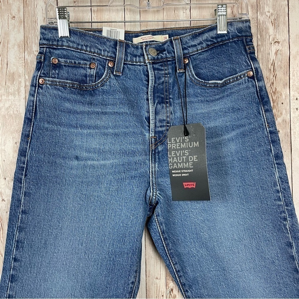 Levi’s Wedgie Straight Jazz Jive Sound Denim Jeans Size 28 x 26 IRREGULAR - Picture 4 of 16